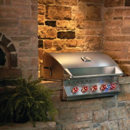 Napoleon 700 Series 38in Built-In Grill + FREE cover
