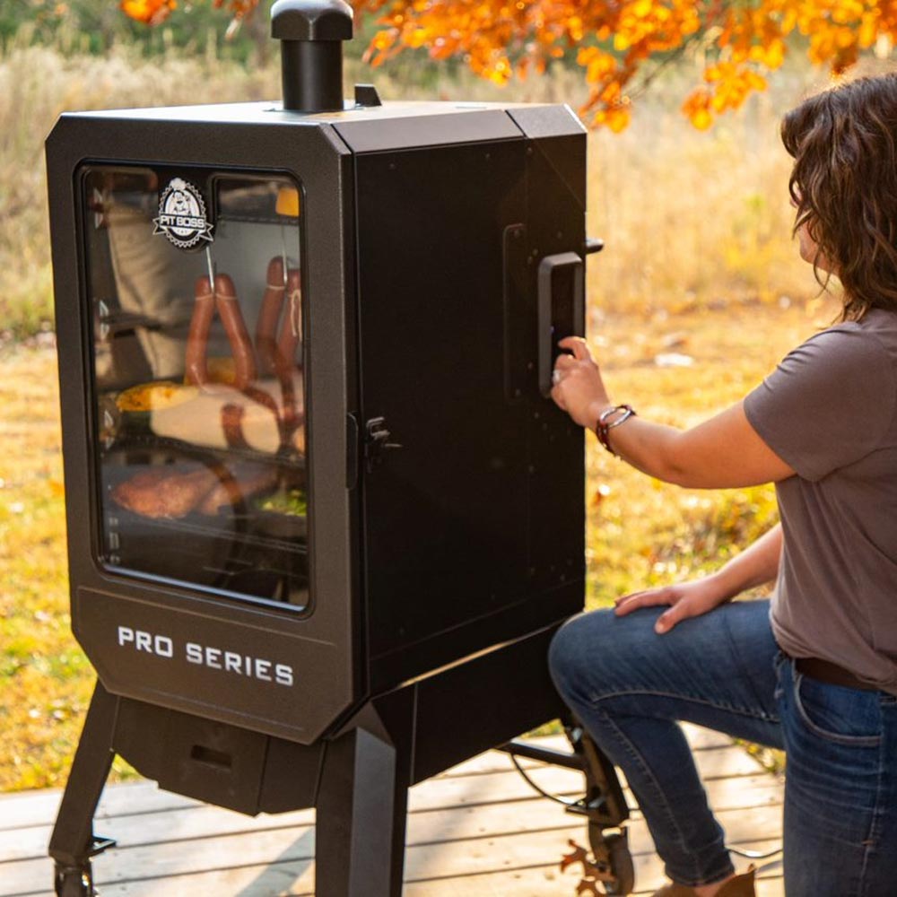 Pit Boss V4PWood Pellet Smoker - With Wi-Fi &amp; Bluetooth Connectivity - Free 6-Piece Cast Iron Cooking Set Included